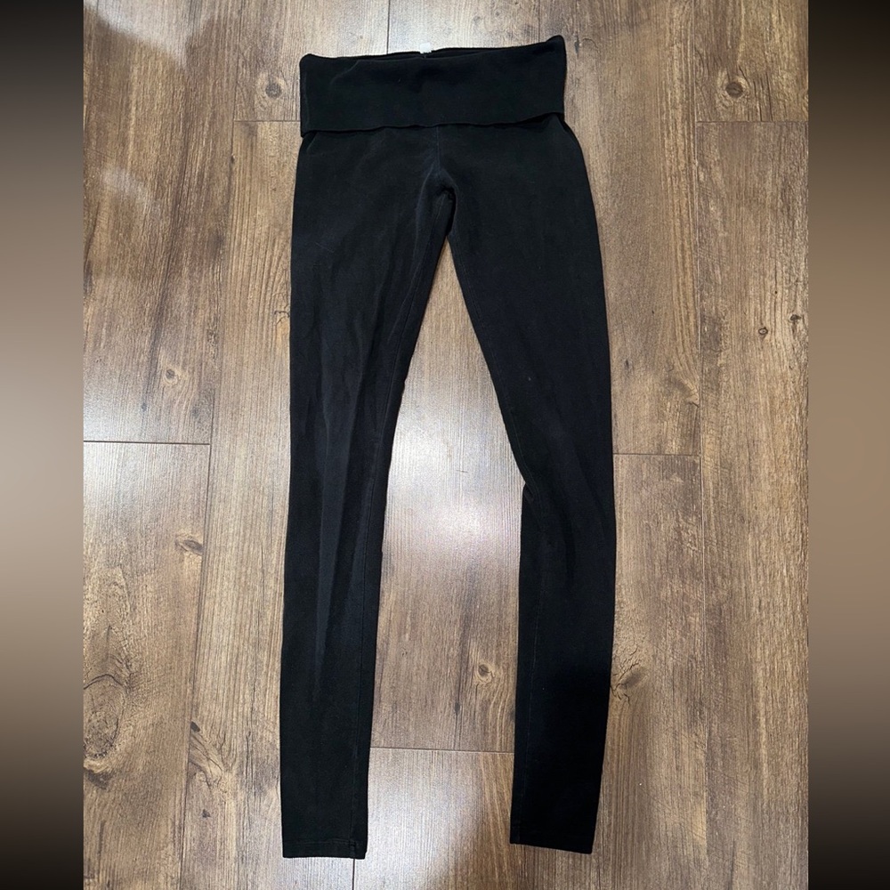 Victoria’s Secret fold over legging